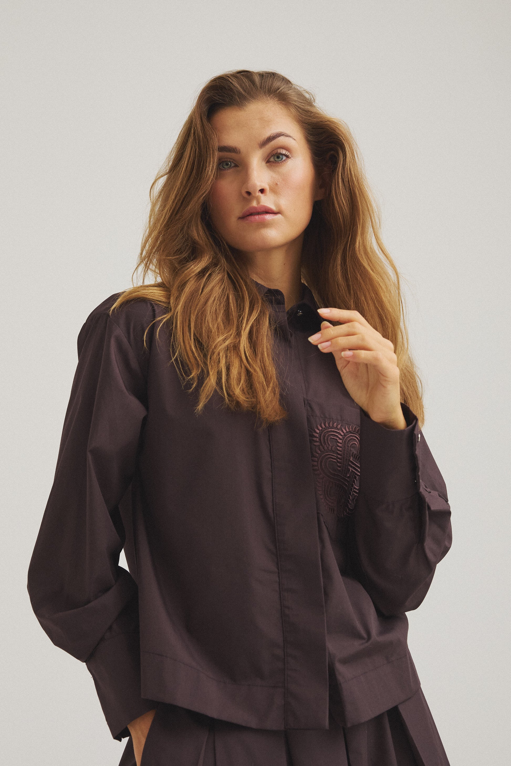 LUXZUZ // ONE TWO Makiero Shirt Shirt 793 Chocolate Plum